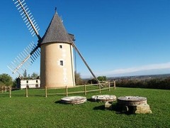 Lansac : Le moulin du Grand puy