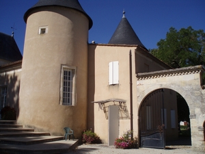 Le château de Lescombes
