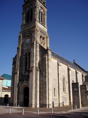 L'église Notre Dame de La Merci au Haillan