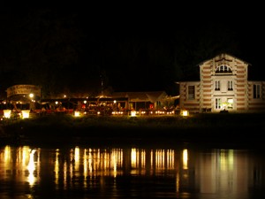 LIBOURNE : by night 