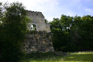 LUGASSON : Vestiges du vieux Château