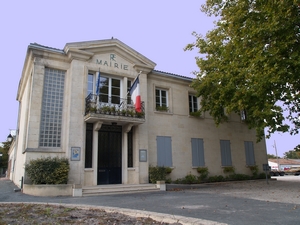 La mairie de saint Vivien