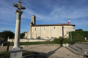 SAINT-CAPRAIS DE BORDEAUX : Eglise Saint-Caprais