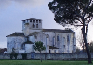 L'église Romande de St-Denis de Pile