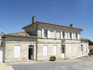 La Mairie de Teuillac
