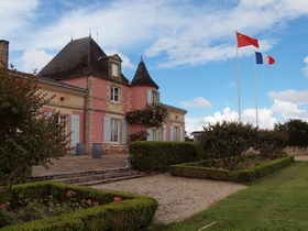 Chateau Loudenne, le chateau rose
